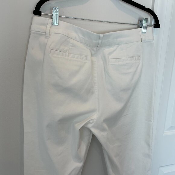 St. John's Bay White 16" Capris - 12P - Picture 6 of 13